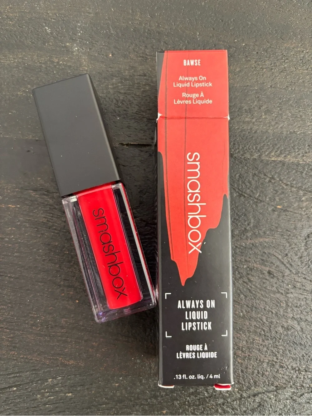 Smashbox Bundle of unopened brands new lip products: Liquid Lipstick, lipstick